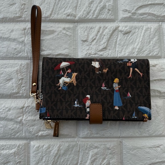 Michael Kors Adele Jet Set Smartphone Wallet Sailor Travel Woman - Picture 1 of 8